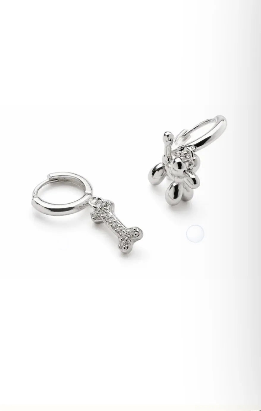 comie earring